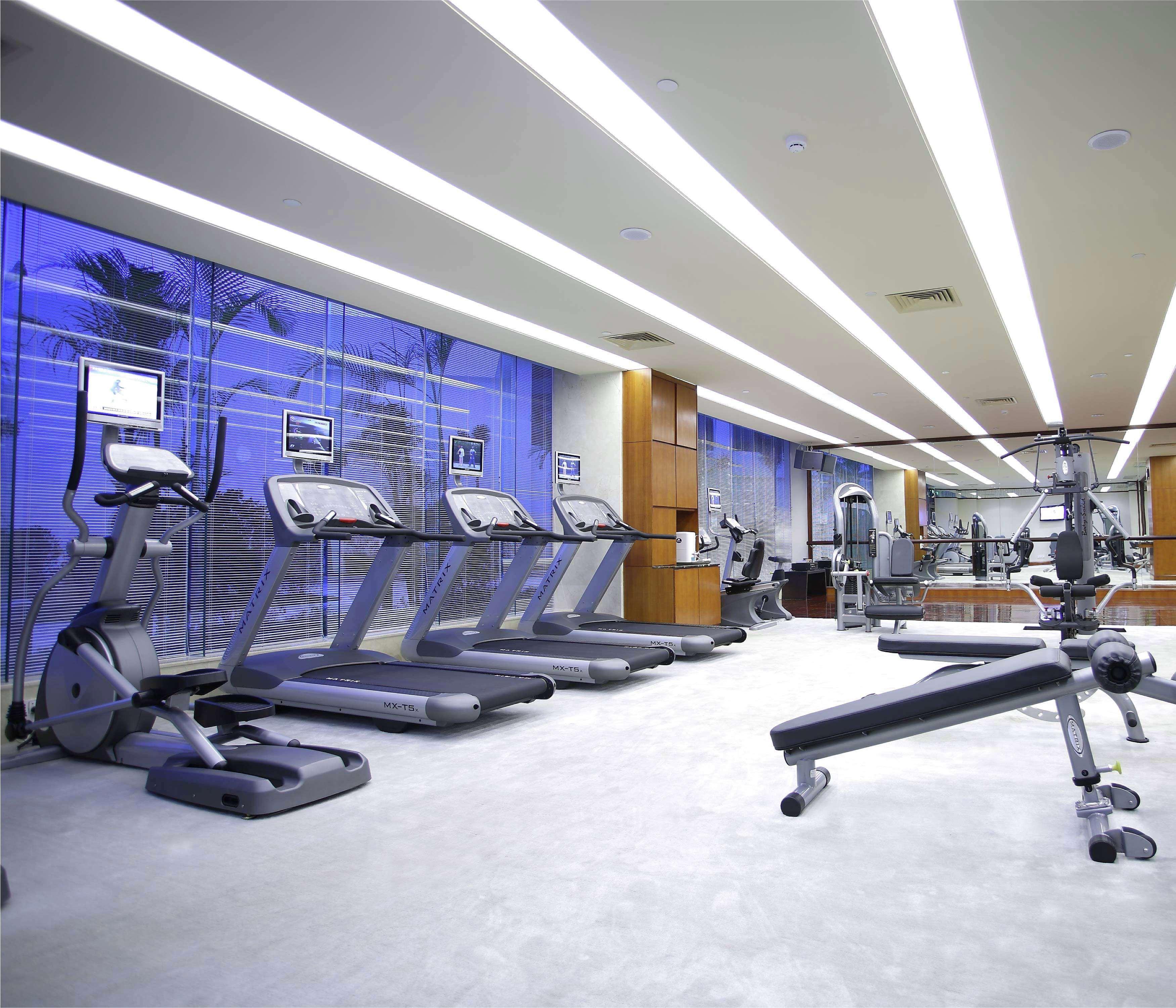 Hilton Guangzhou Science City, Free Shuttle Bus During Canton Fair Exterior photo